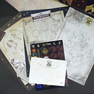 5621_Conjunto Pasta Carta_Todos_Harry Potter_ambientada