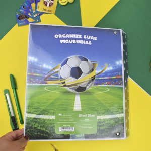 5625_Fichário Universitário Porta Cards_Futebol_Ambientada_verso